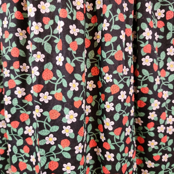 Small Sea New York Long Black Dress With Strawberries - Picture 4 of 7